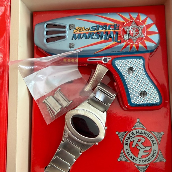Rex Fossil Space Marshal 2002 LE Blaster Gun Comic and Watch New in Box - Picture 6 of 15